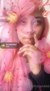 I m so high and horny who wants to watch me smoke and cum later 3