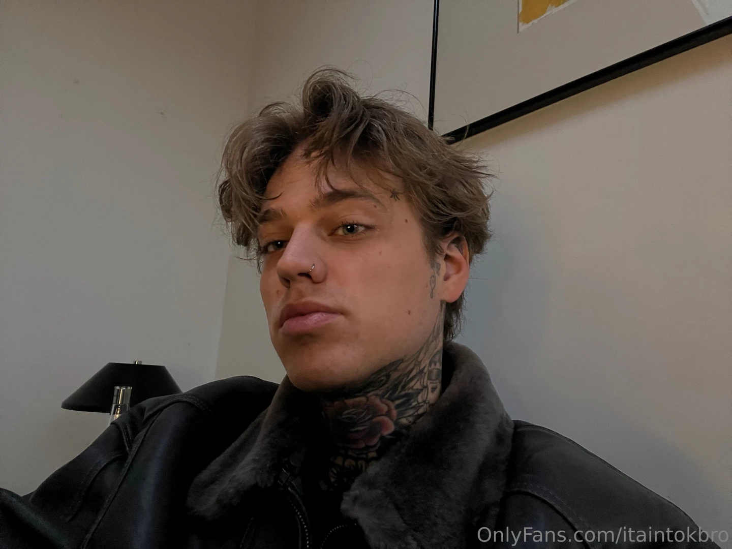 I quit a while ago due to someone leaking my content but i m starting 