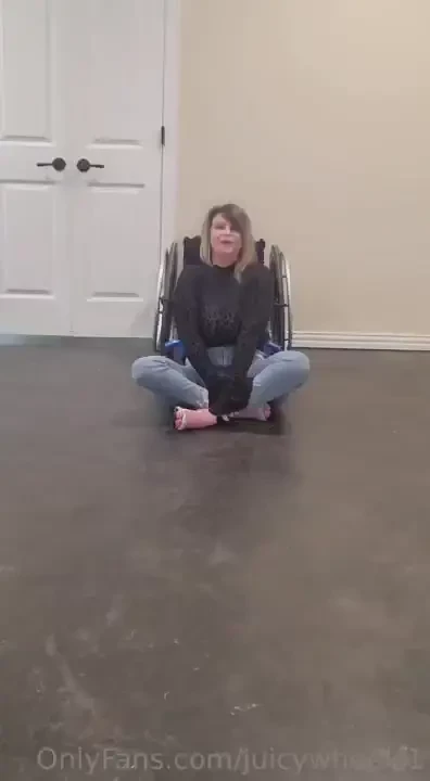 Video is available here https onlyfans com 546687837 juicywheels1 