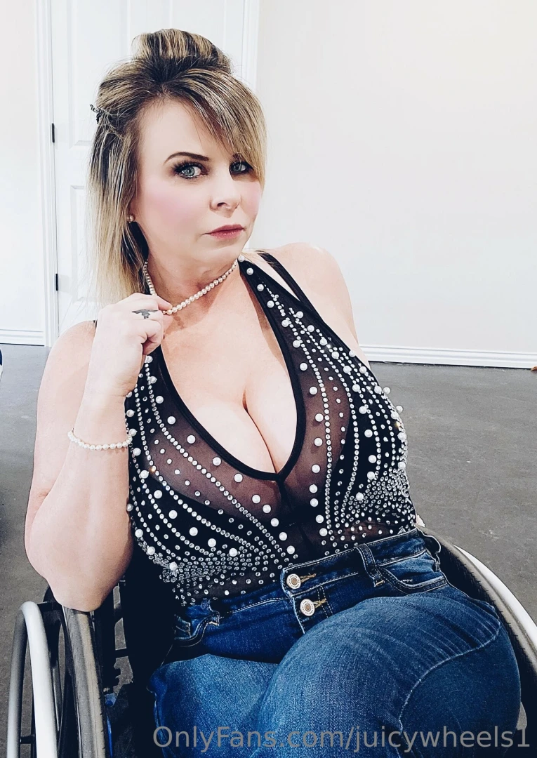 2 days left to grab your discount on my vip subscription page i won t 