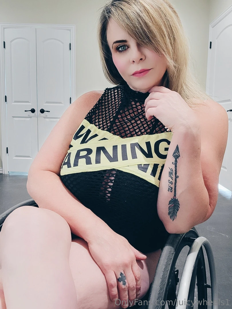 Grab you a discount on my vip page for new and renew subscribers 