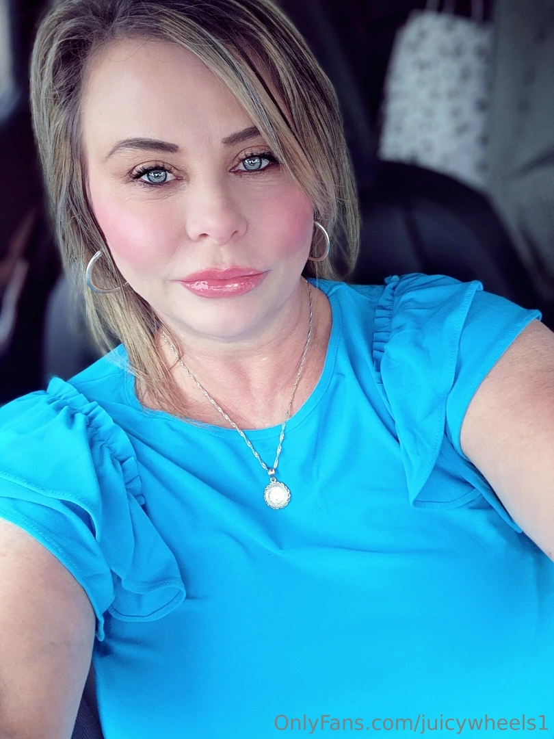 Come show momma some love on mothers day land help me reach my goal im 