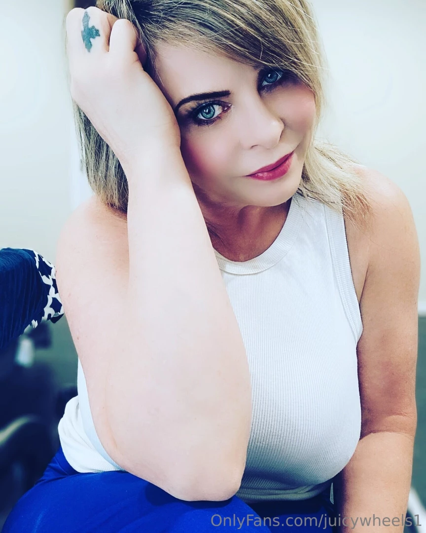 A few more hours to grab a discount on my vip subscription page here 