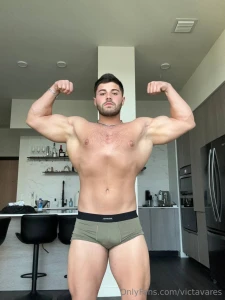 One step closer and i ll make it worth your while