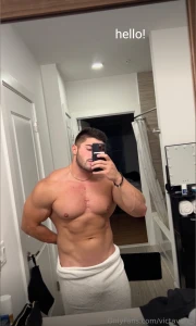 Just got out from the shower wanna make me feel dirty again