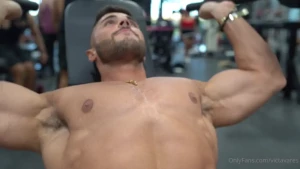 Getting sweaty come get a whiff