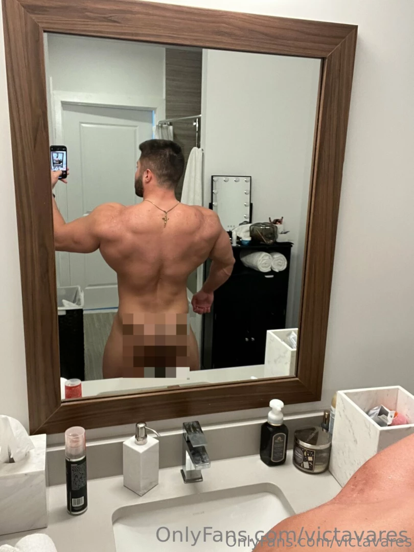 Want to see what i m about to reveal tip me and i ll make sure you get 