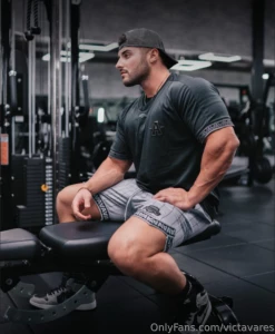 Gym day again wanna see what i m working on