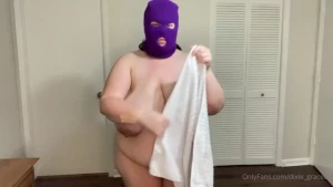 Per a few requests for more voyeur style videos you can message and