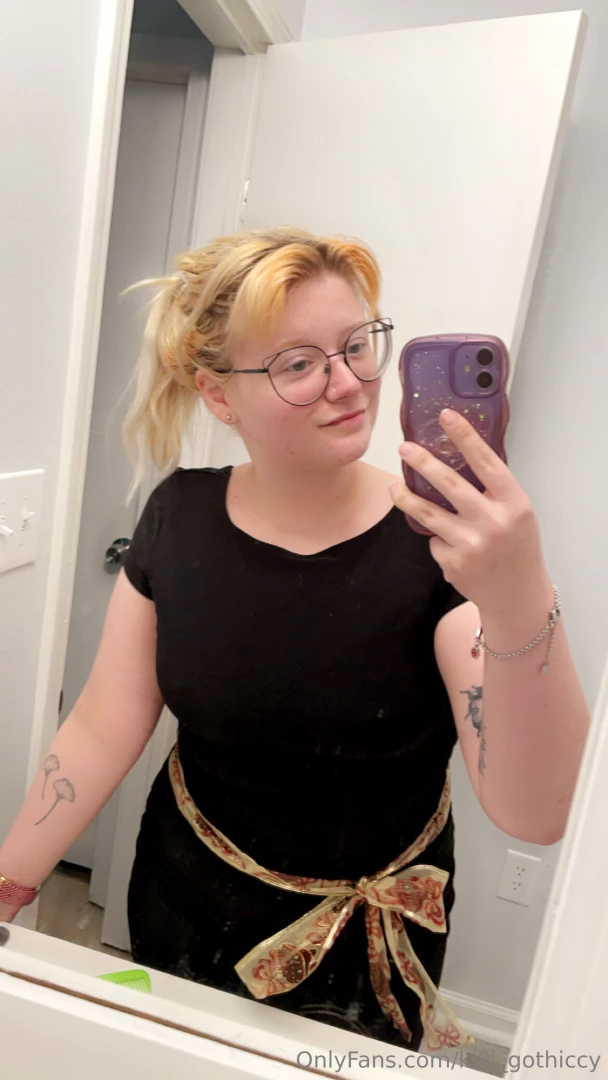 This is what i wore for christmas 3 part 4 