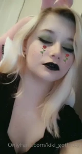 These lips sink dicks
