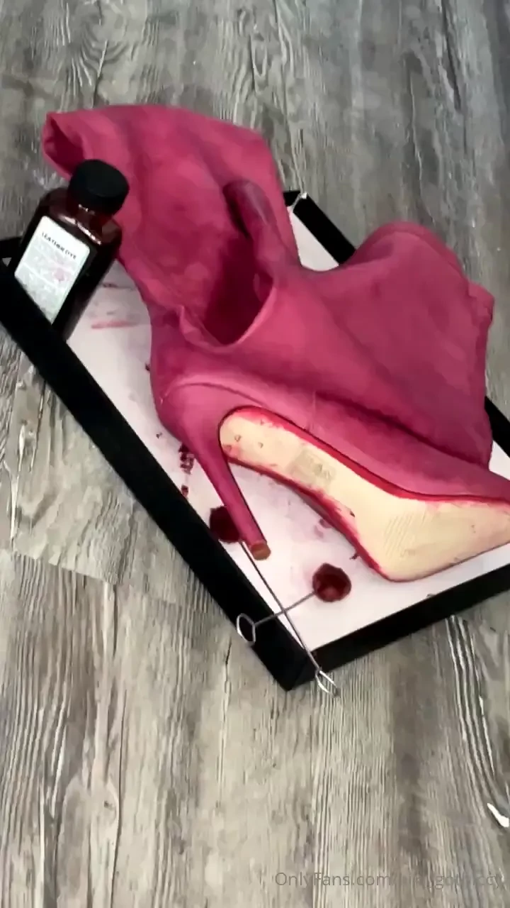 Dyed some boots and a pair of my old old old vans this red would be part 1 