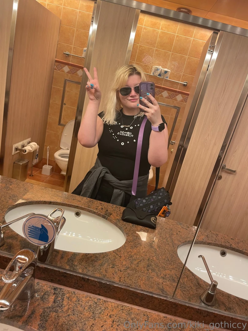 The first ever cruise part 8 