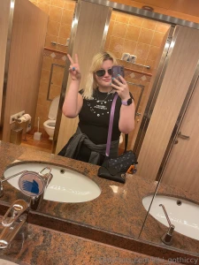 The first ever cruise part 8