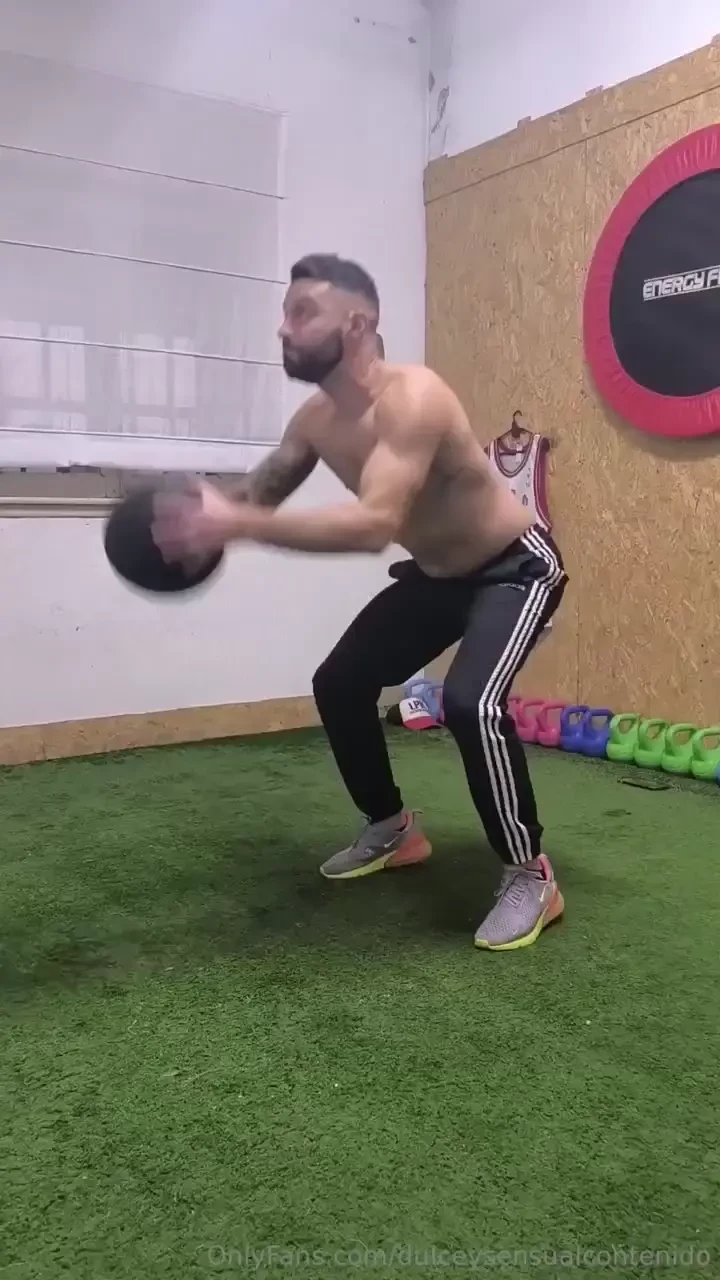 Entrenando un ratito vean los otros lbumes de entrenamiento calientes part 1 