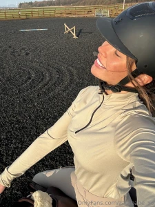 Happiest when riding https onlyfans com zara_xo c11