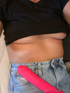 Hi you whit the hard mmmm im thinking of you inside me
