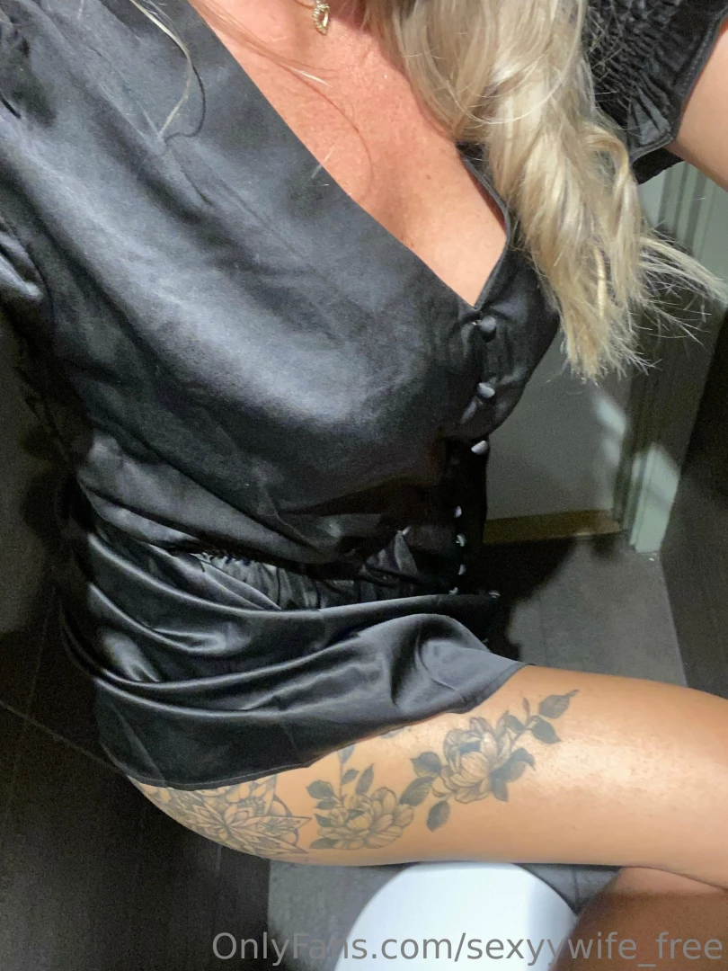Text me if you want to have some fun check out my uncensored vip page 