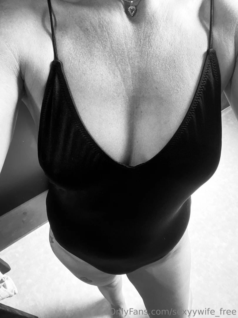 Have a horny friday 
