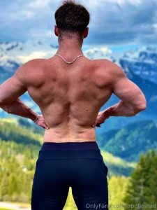 This is your sign to stop scrolling i m worth it