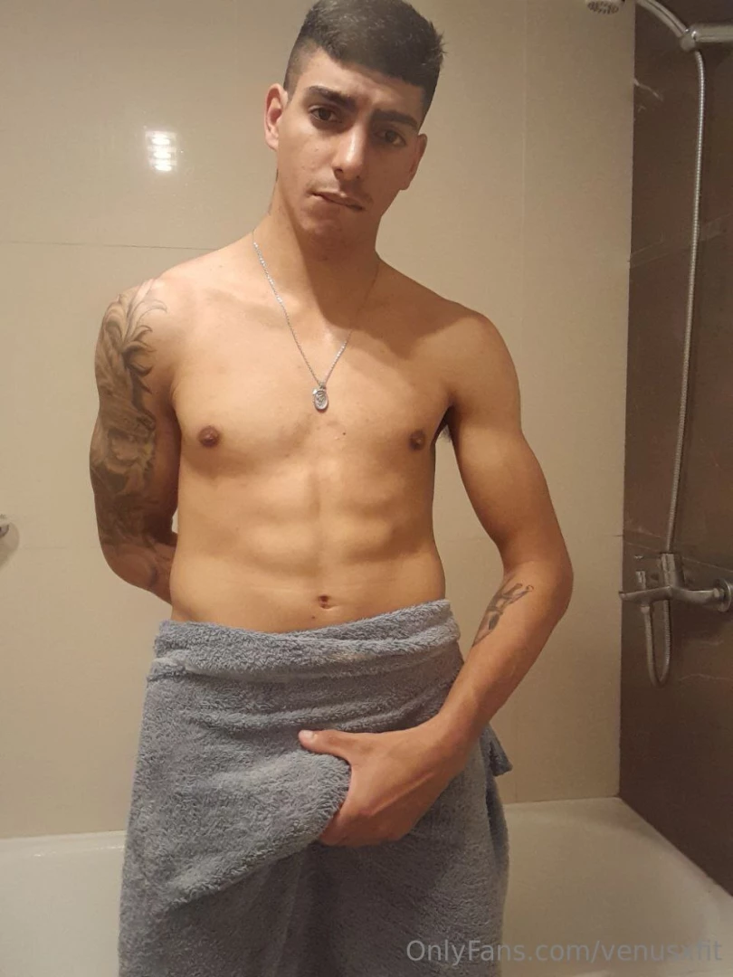Alandios 17cm a very fat cock and 1 74 m tall hot photos amp videos 