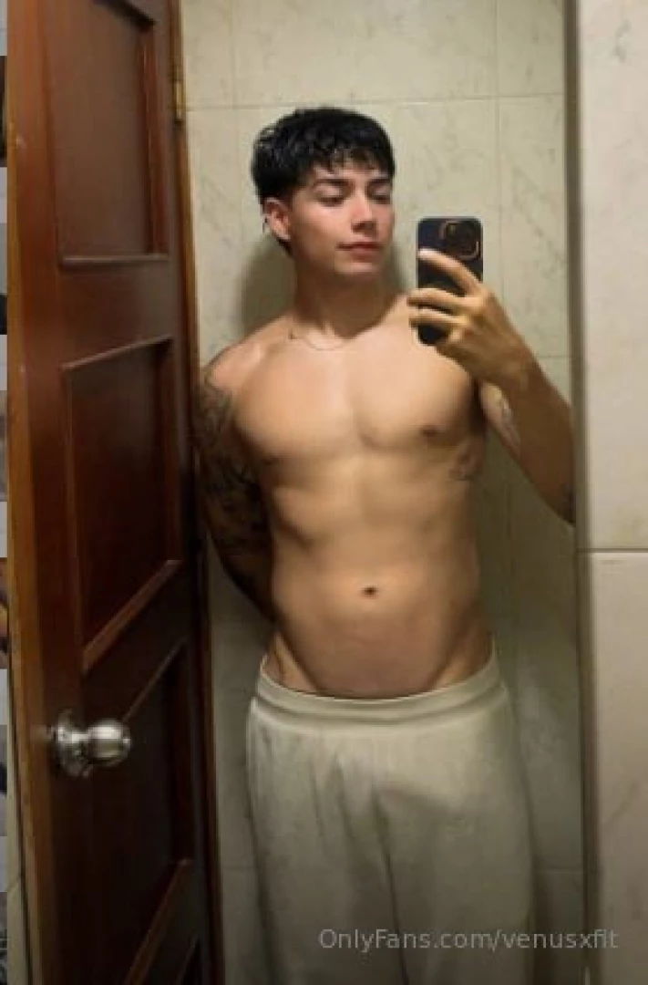 Hi everyone i m i_am_kai a passionate dancer ready to take you on an part 1 