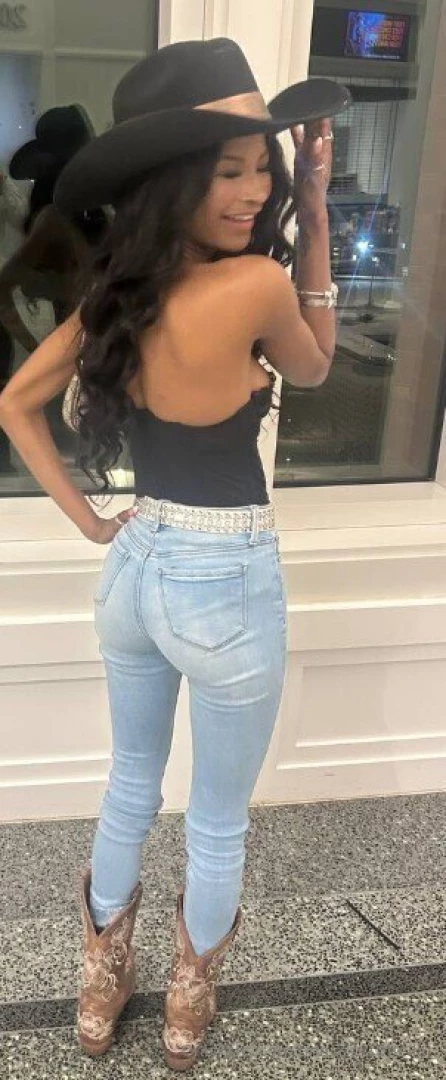 Sexy sassy and just a bit bratty 