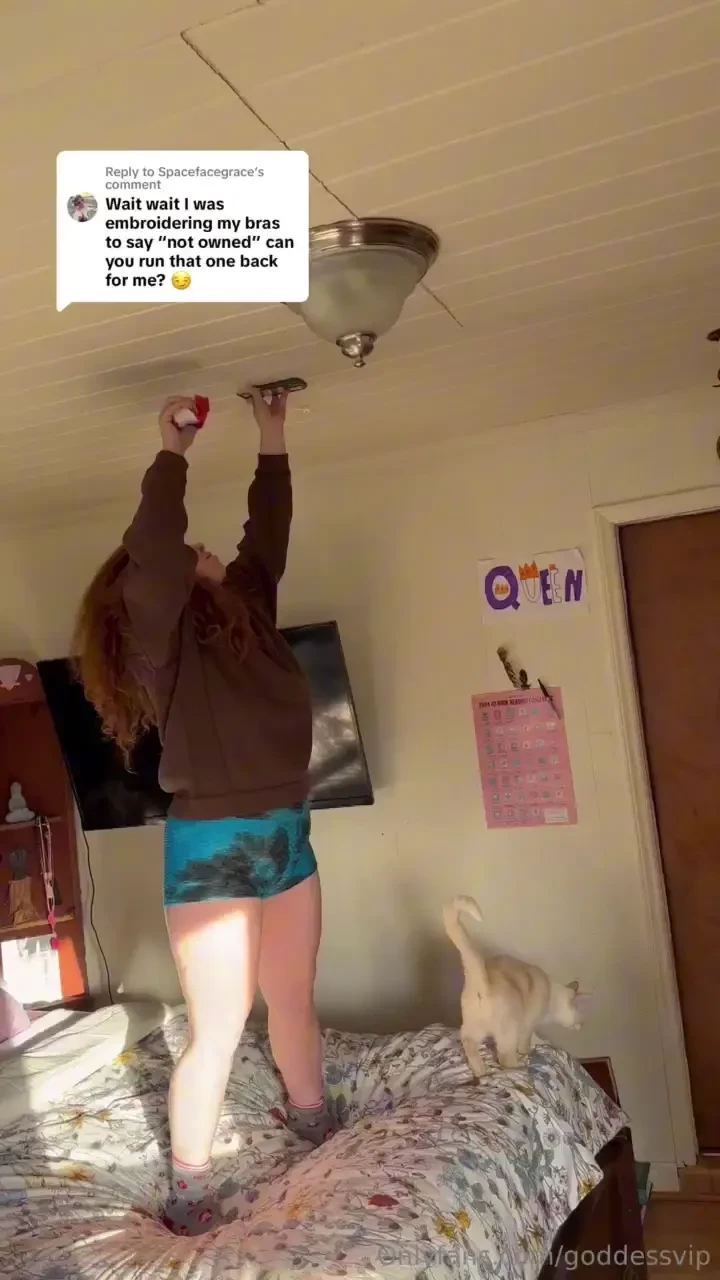 Mmmm i have a ceiling challenge ppv dm me for it or subscribe to my 