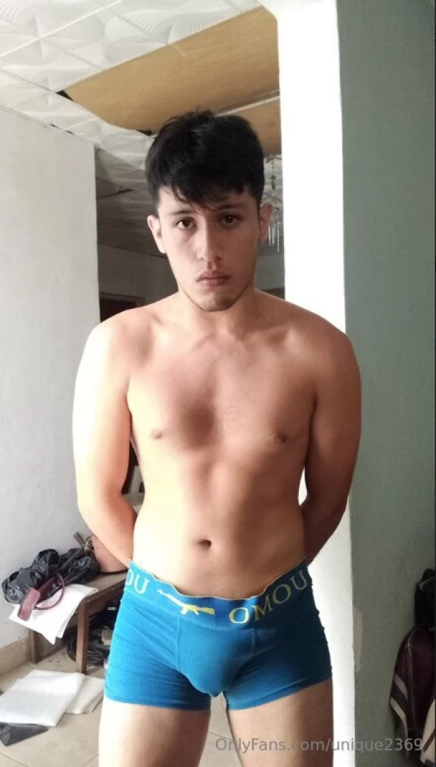 Available to you right now enter here armablanca he has a free part 2 