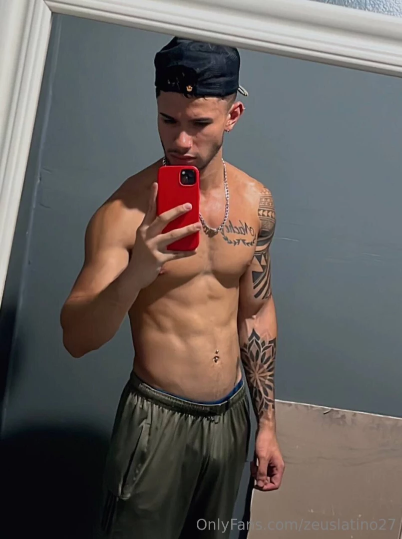 Free nbsp alexthiag nbsp free hey love here is your 23 year old latin part 23 