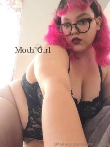 Wich good boy is going to be my toy tonight