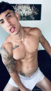 Come play with me for a while in my bed do you dare