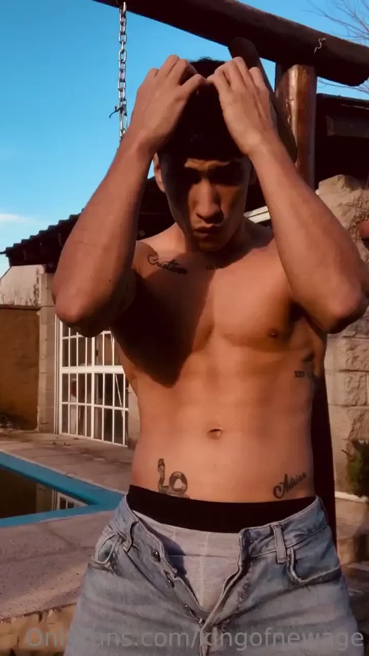 Hey baby i brought you some of this delicious latin meat for you to 