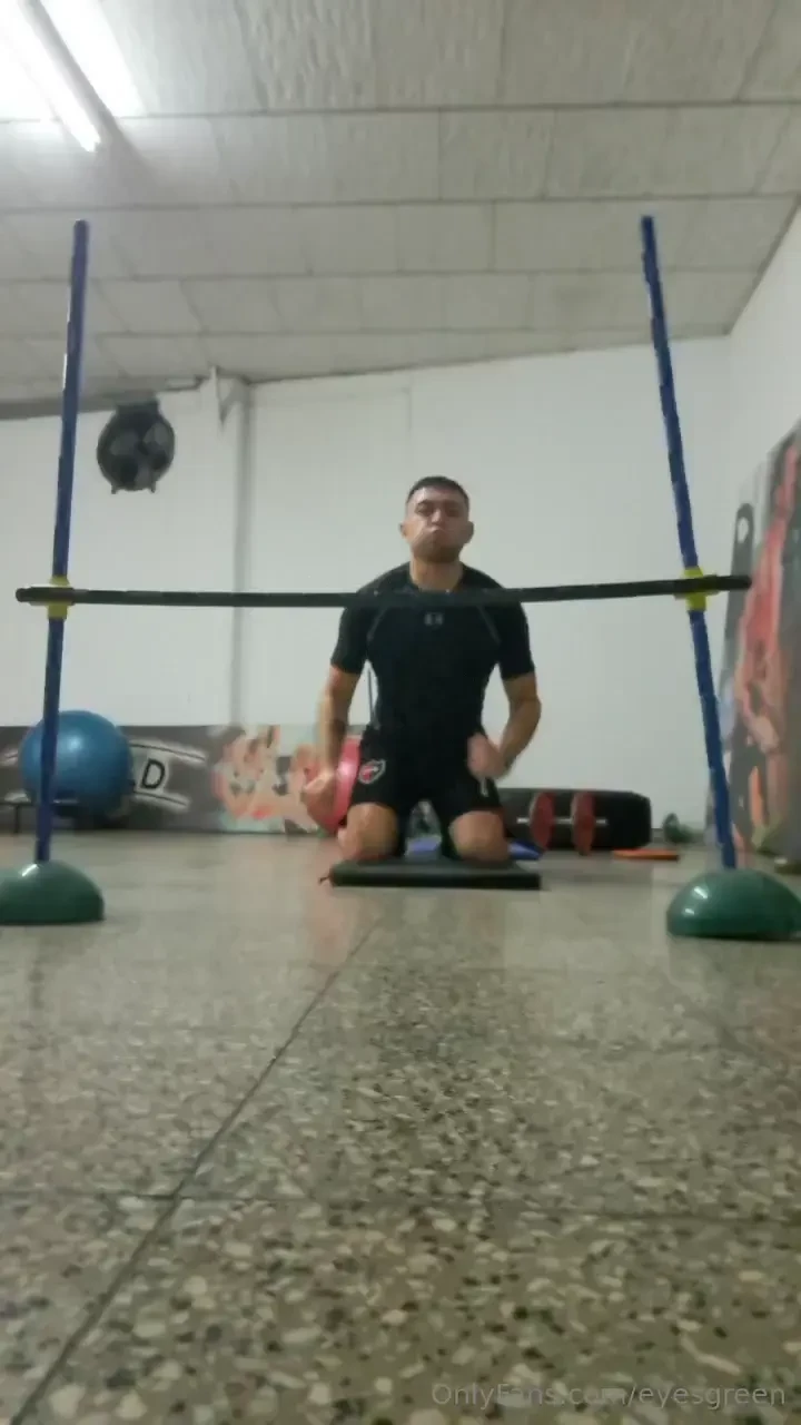 Training my beautiful legs 