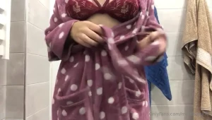 What would u do if i showed up in this outfit