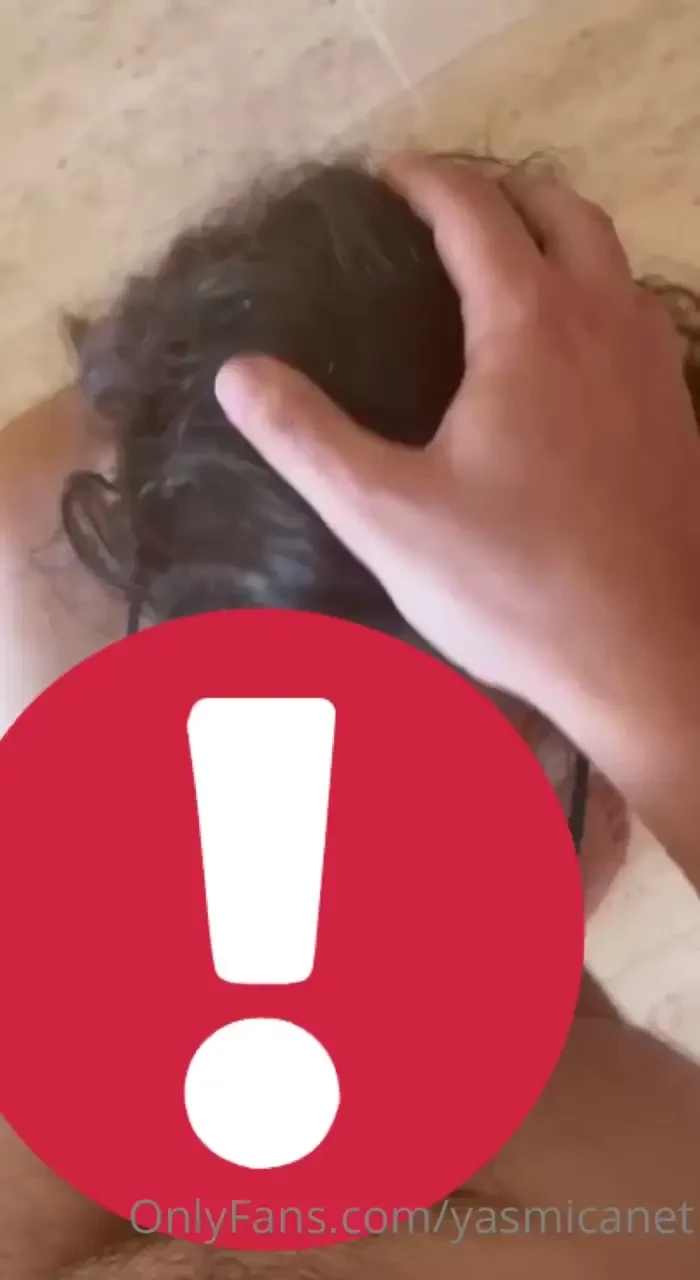 Si quieres ver este v deo donde le chupo la polla y s corre en mi cara 