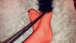Do you love feet i do foot content as well