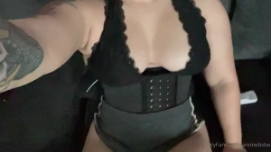 My boobs look so nice when wearing my waist trainer lol i need to get