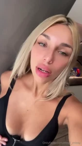Debi darte mas besos y abrazos la veces que pude part 1