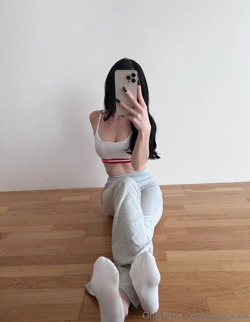 New set in white ankle socks for you lt 3 can someone help me to take part 1 