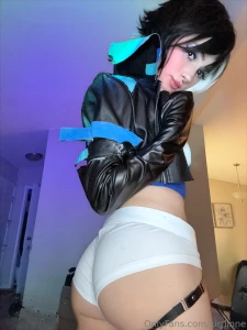 Sooo tired here is a preview of da cosplay