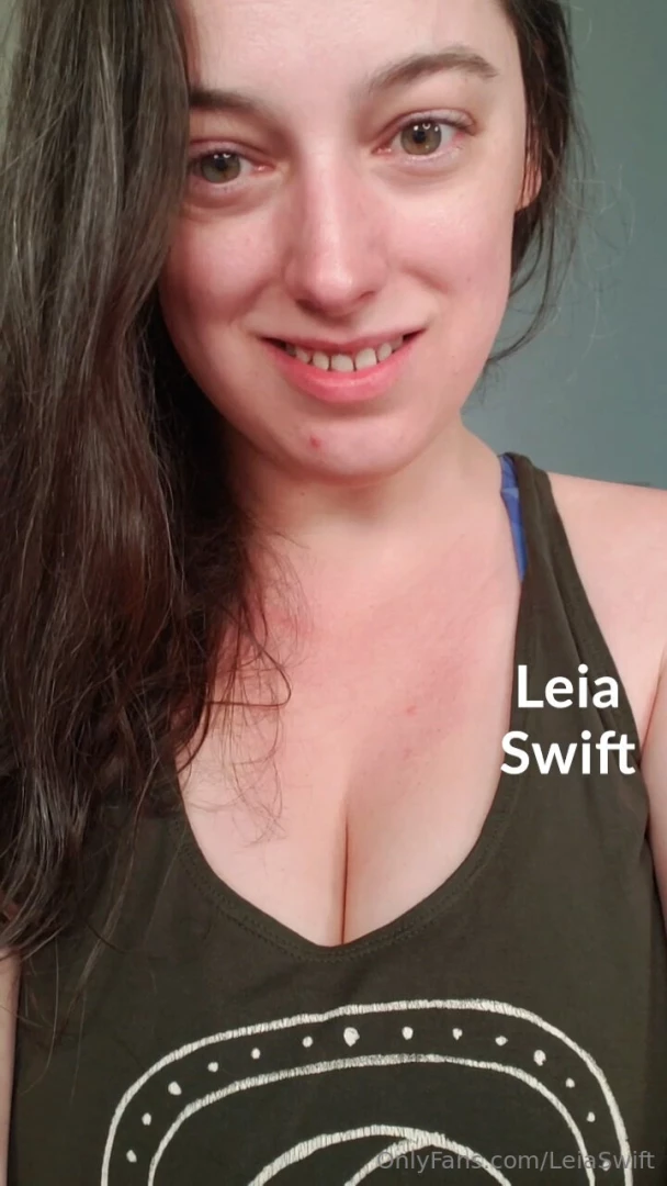 Big smiles from natural face leia swift 