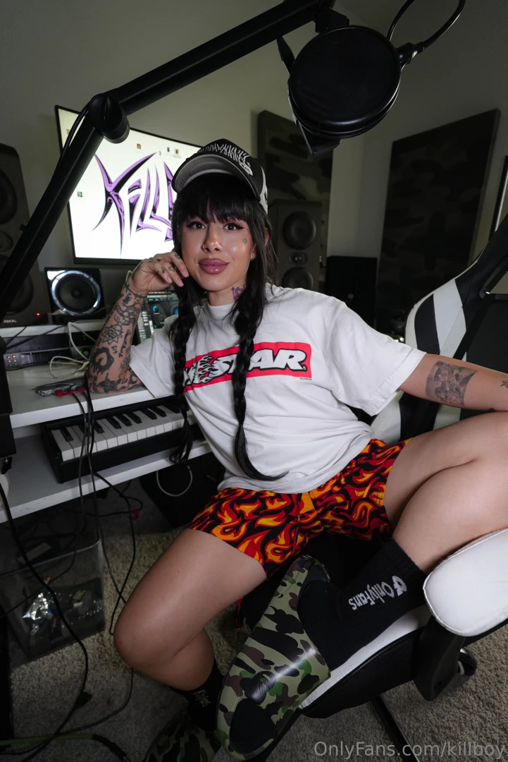 Gosh darn killboy u looking 