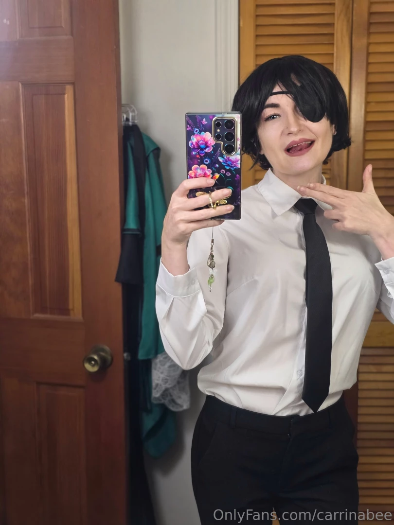 No i will not be attending megacon because i hate that convention i am 