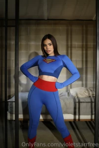Happy titty tuesday baby need a tease