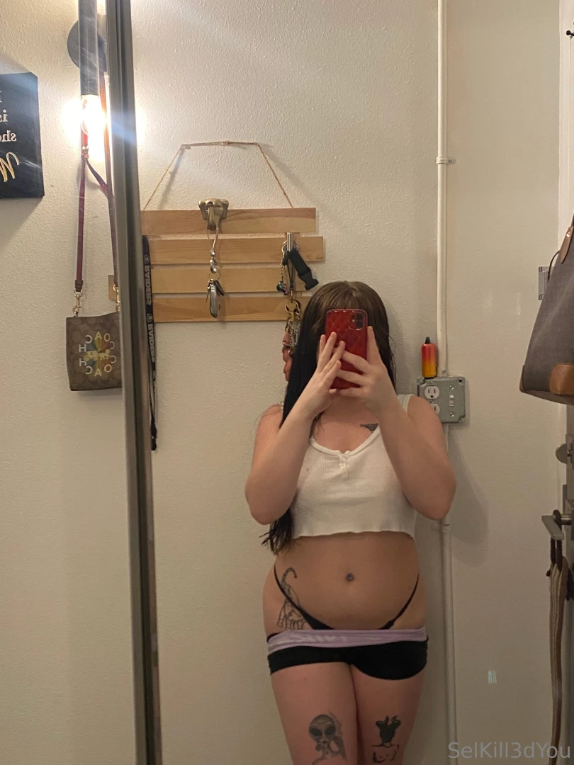 It s friday night babbyyy you know how to get my attention 