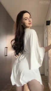 Like an angel in the hallway fyp annywalker shakingass naked teen