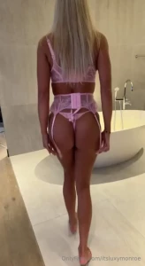 Can i convince you to bath with me