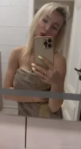 How do you think it s looks like titfuck boobs bigboobs young