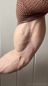 It grows so big huge biceps flexing